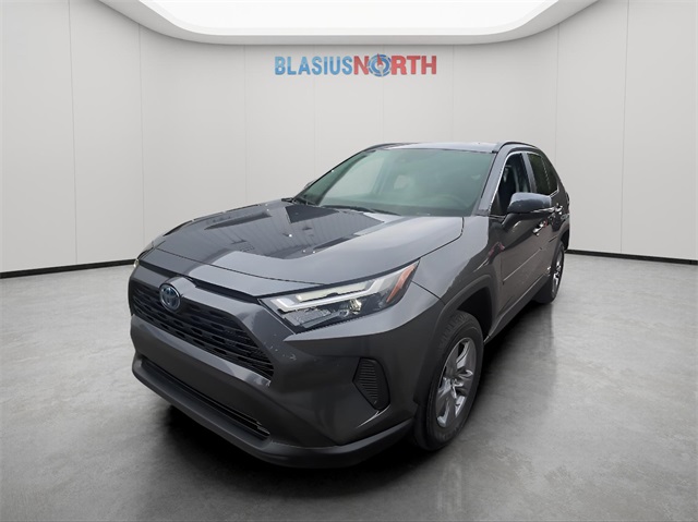 2024 Toyota RAV4 Hybrid LE photo 2