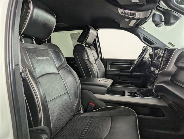 2022 Ram 2500 Laramie photo 16