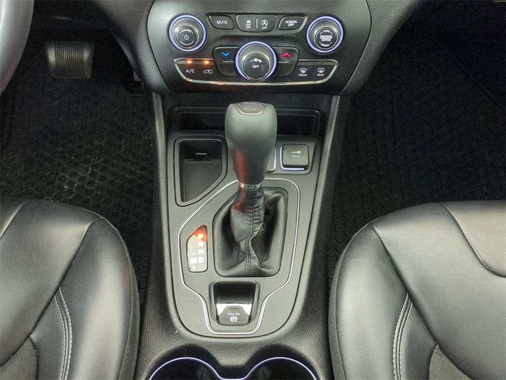 2019 Jeep Cherokee Latitude photo 17