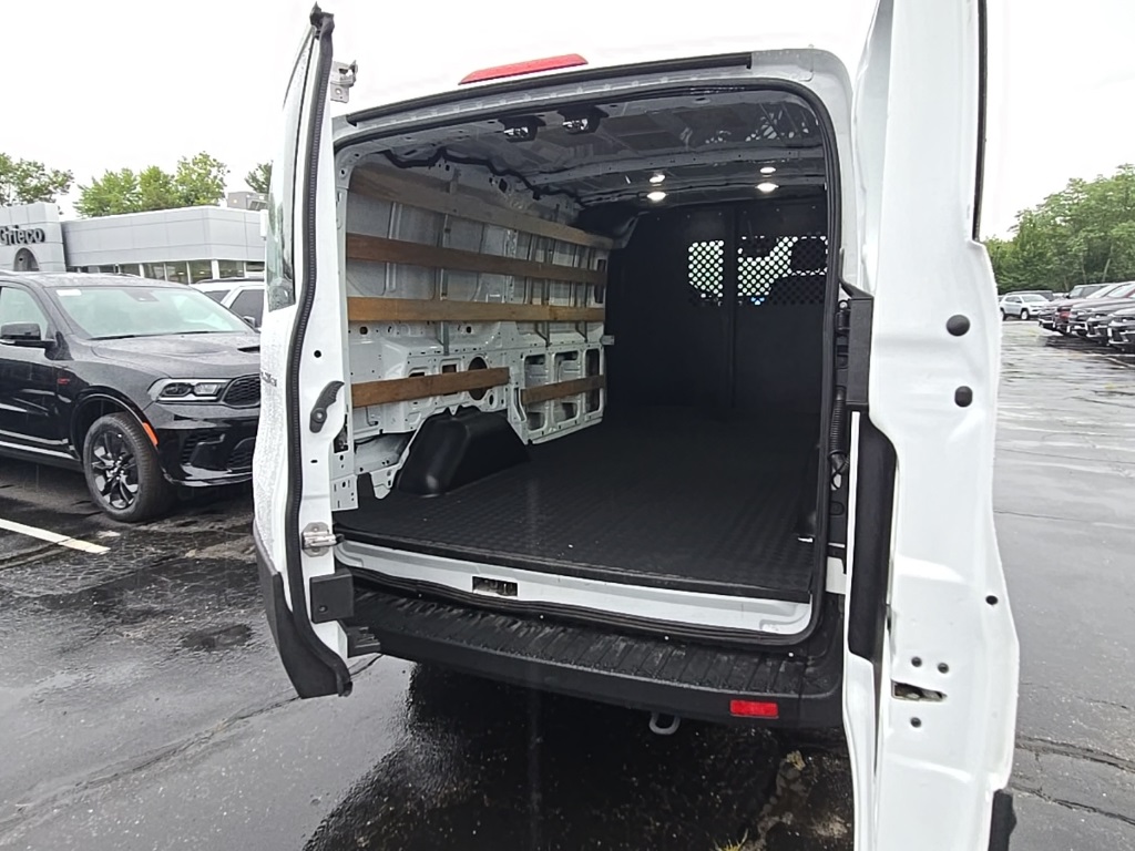 2023 Ford Transit photo 8