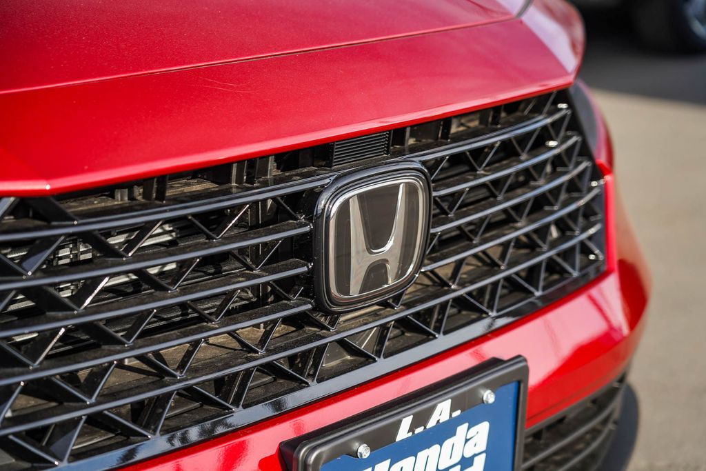 2025 Honda Accord Hybrid Sport photo 3