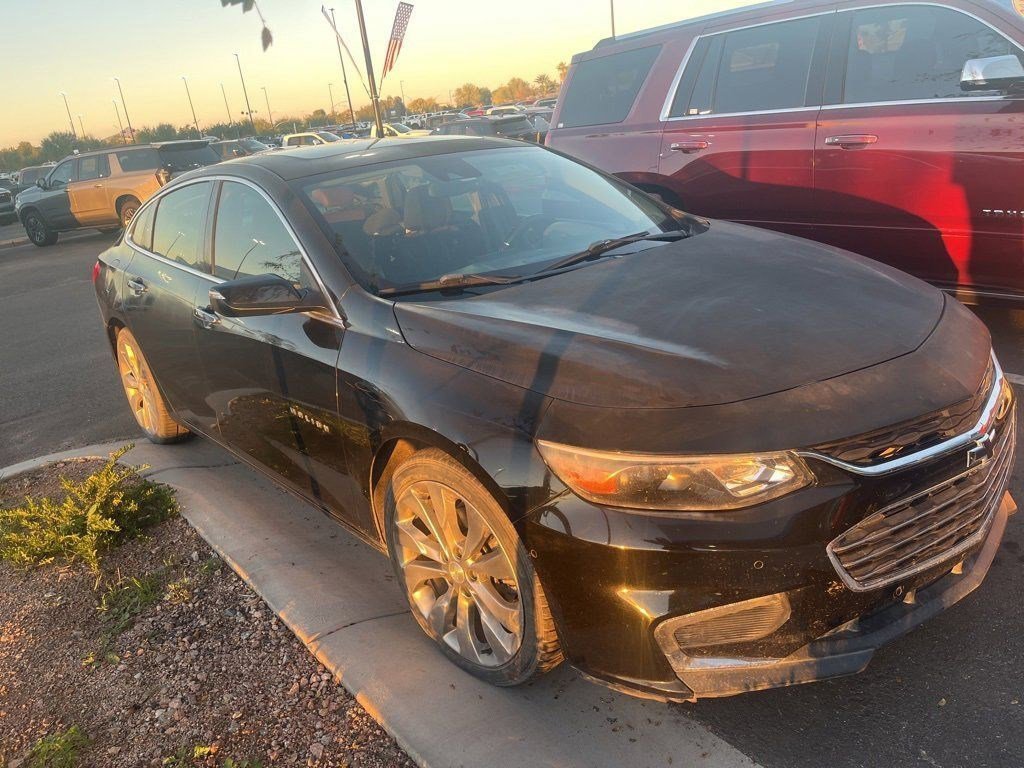 2016 Chevrolet Malibu Premier photo 3