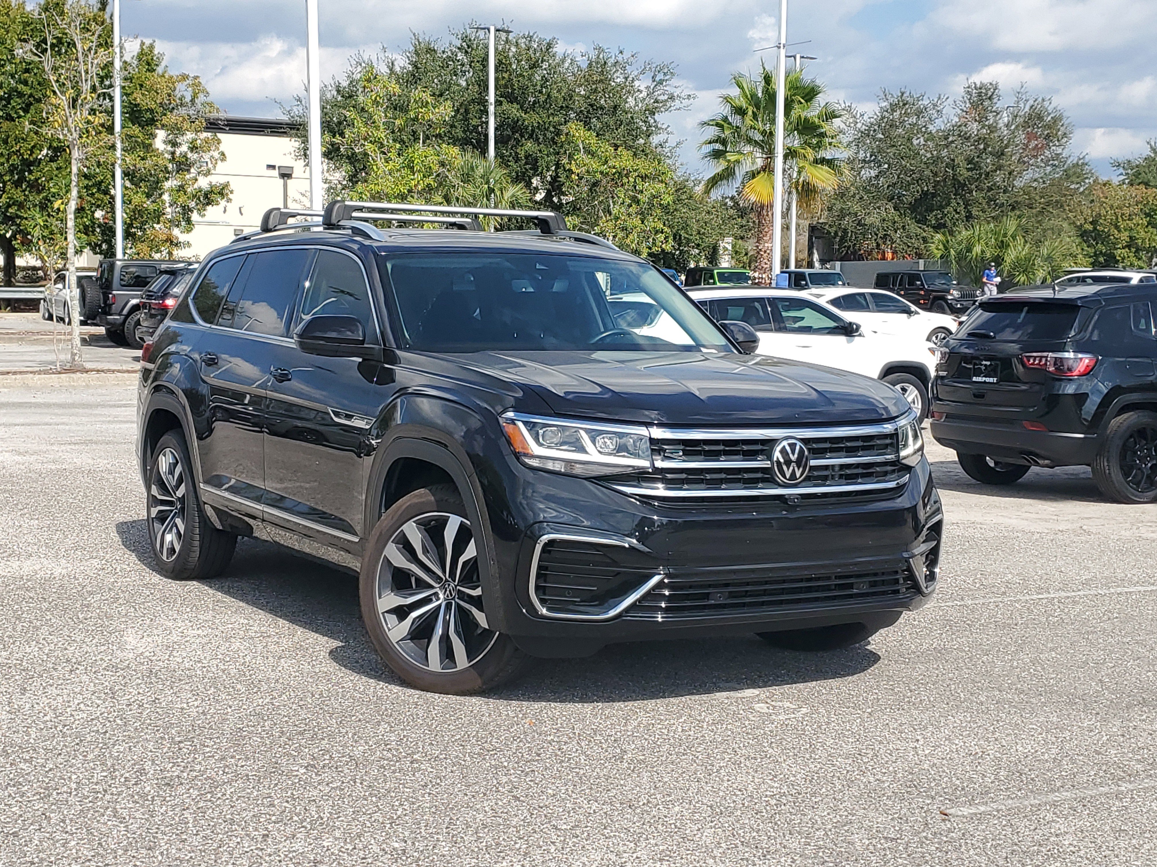 2023 Volkswagen Atlas SEL Premium R-Line's photo