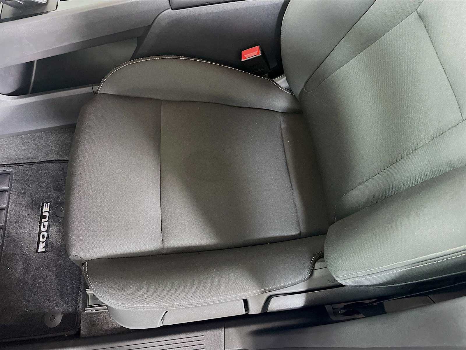 2023 Nissan Rogue S photo 14
