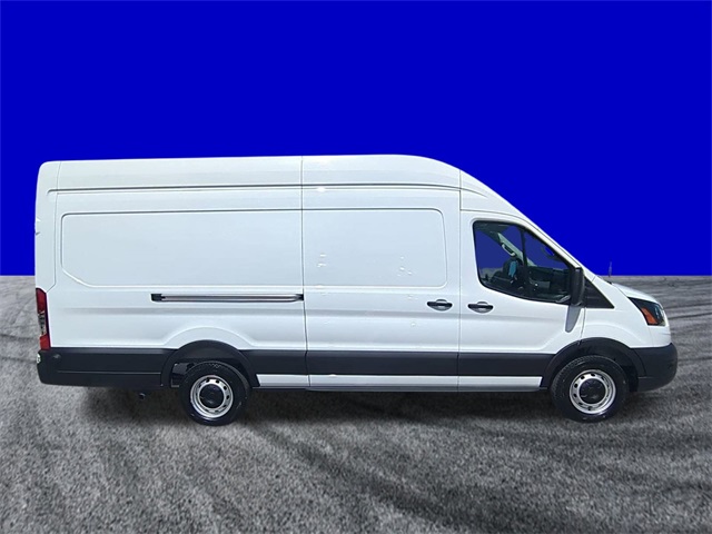 2025 Ford Transit Cargo Van photo 3