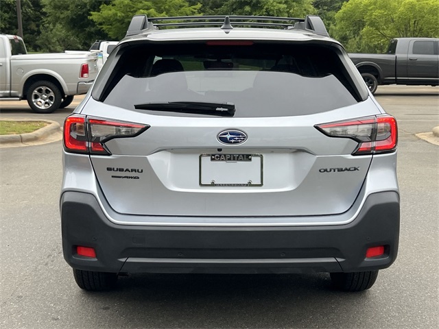 2024 Subaru Outback Onyx Edition photo 12