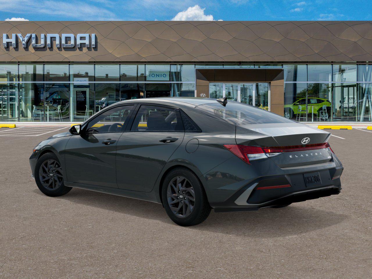 2026 Hyundai Elantra Hybrid Blue photo 4