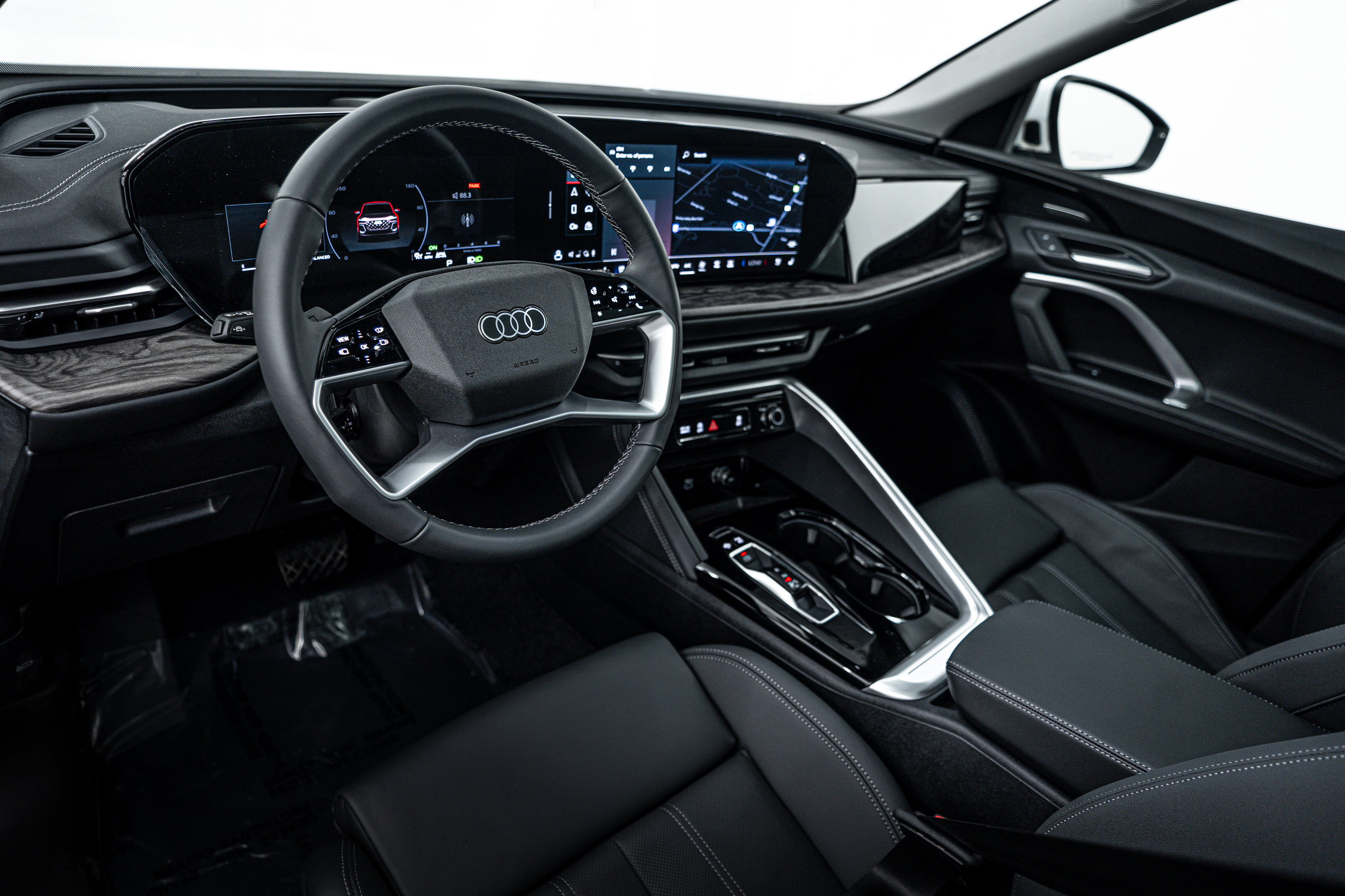 2025 Audi Q5 Premium Plus photo 11
