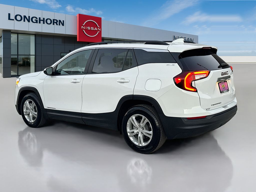 2023 Gmc Terrain SLE photo 4