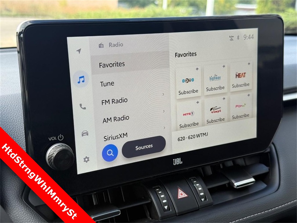 2024 Toyota RAV4 XLE Premium photo 19
