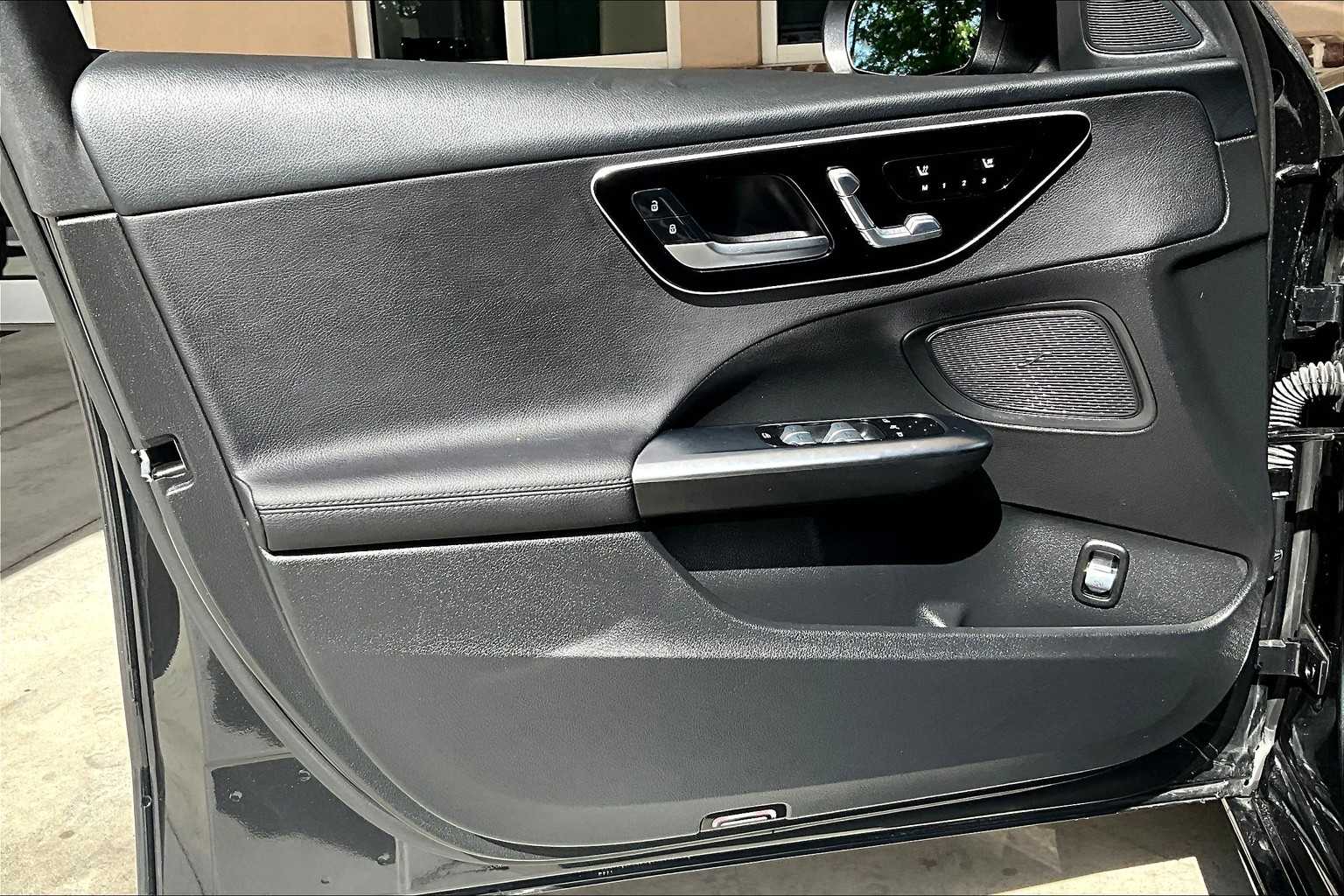 2024 Mercedes Benz C 300 photo 20