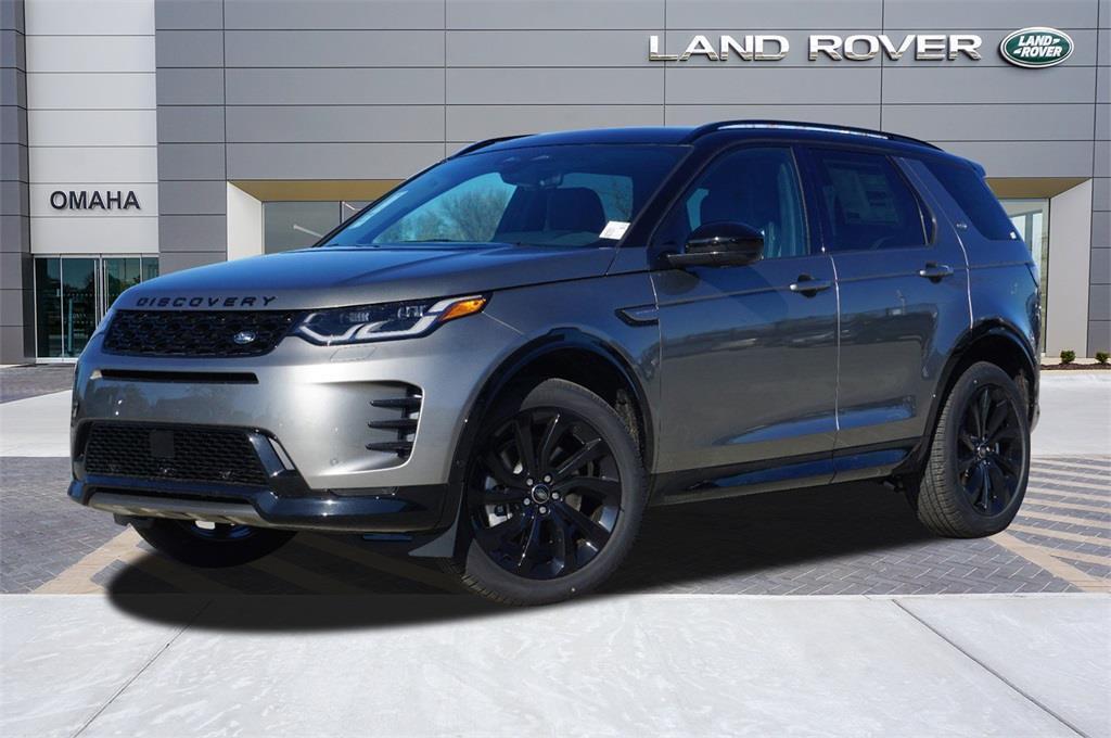 2025 Land Rover Discovery Sport Dynamic SE's photo