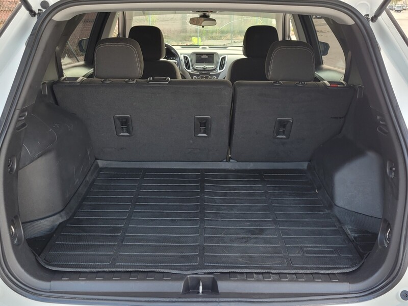 2023 Chevrolet Equinox LS photo 11