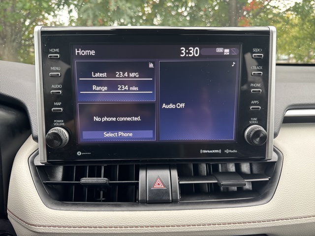 2022 Toyota RAV4 XLE photo 26