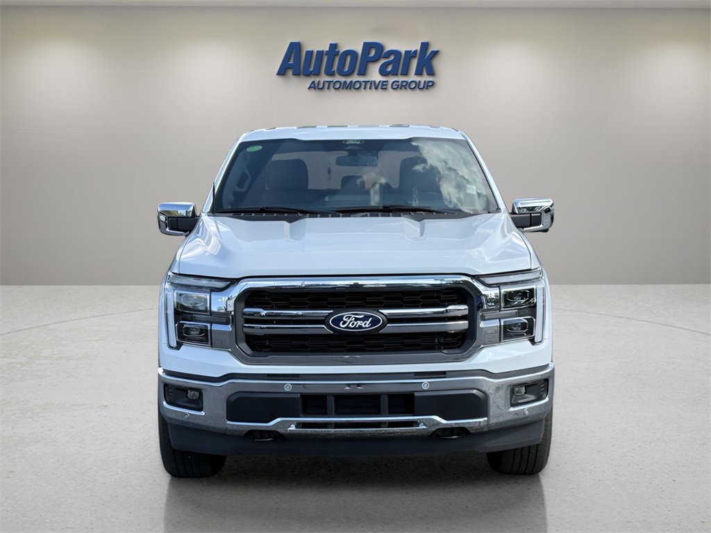 2025 Ford F-150 Lariat photo 2