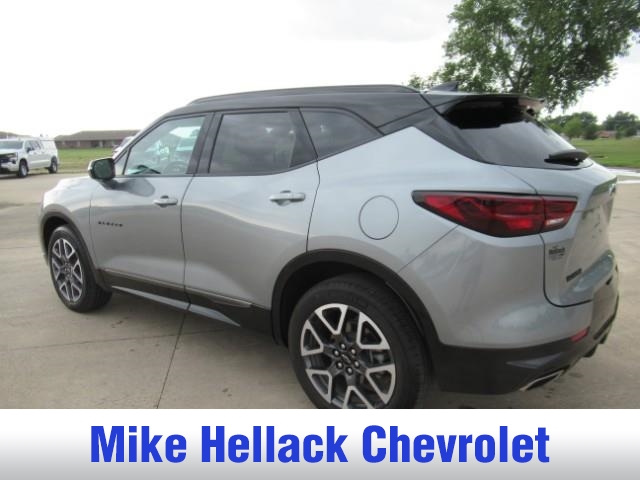 2023 Chevrolet Blazer RS photo 3