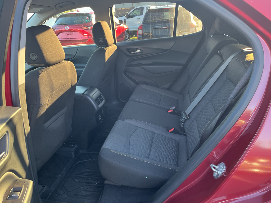 2021 Chevrolet Equinox LT photo 5