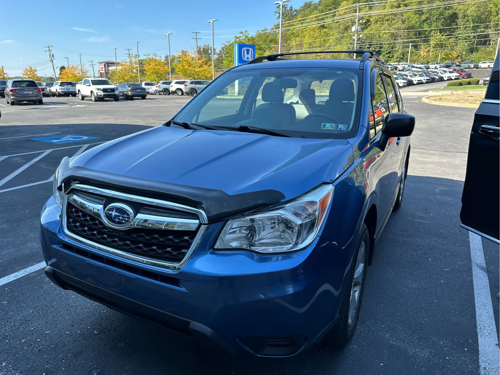 2016 Subaru Forester 2.5i photo 2