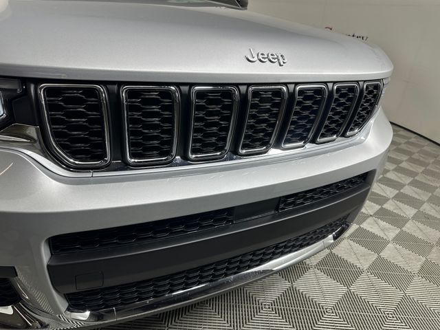 2025 Jeep Grand Cherokee Laredo X photo 5