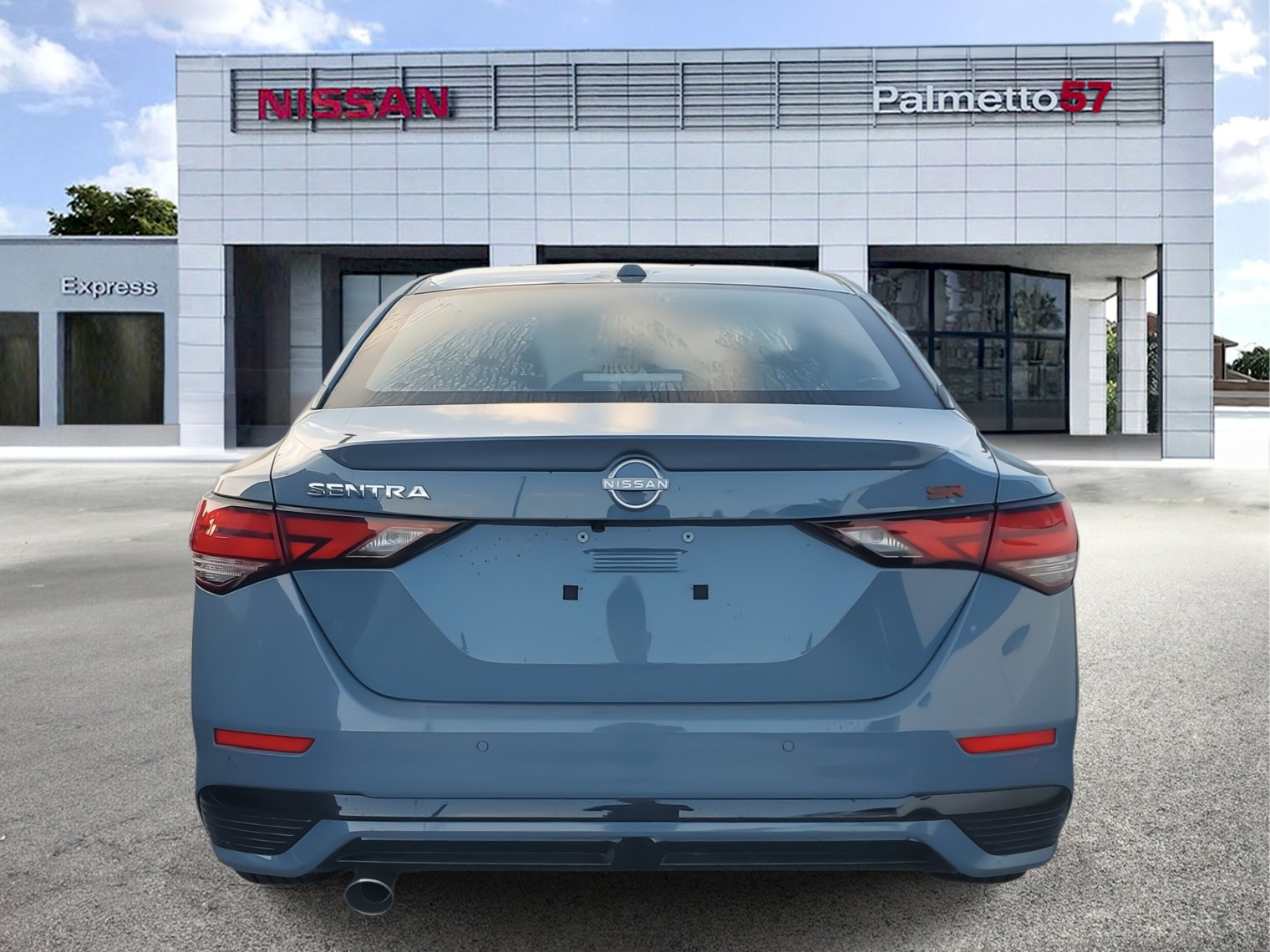 2025 Nissan Sentra SR photo 4