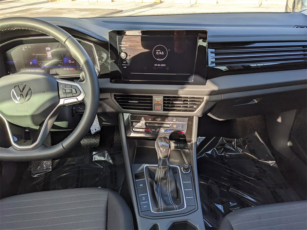2025 Volkswagen Jetta 1.5T S photo 14
