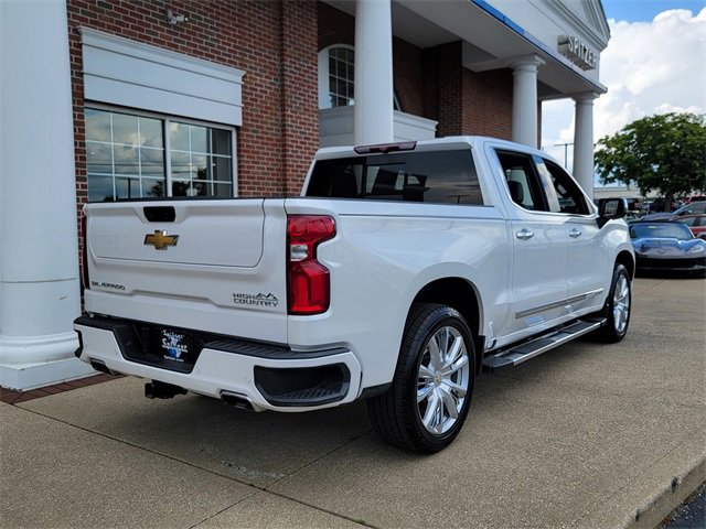 2023 Chevrolet Silverado 1500 High Country photo 4