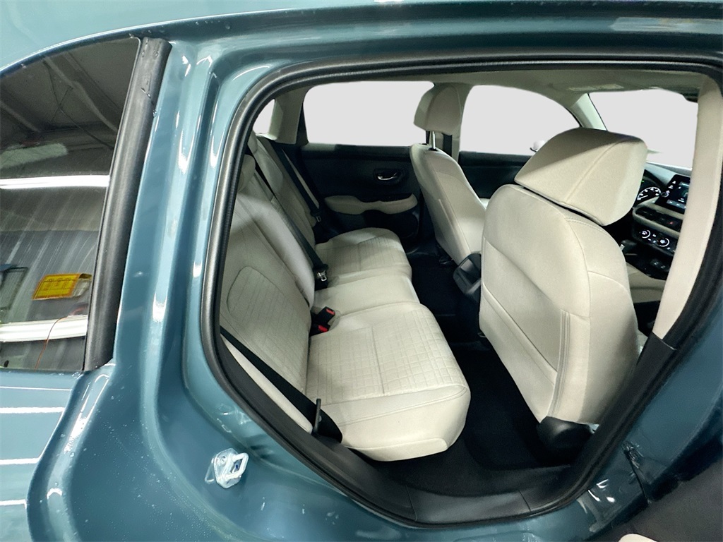 2026 Honda HR-V LX photo 22