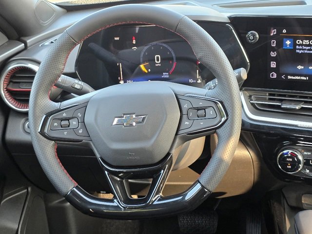 2025 Chevrolet Trax photo 12
