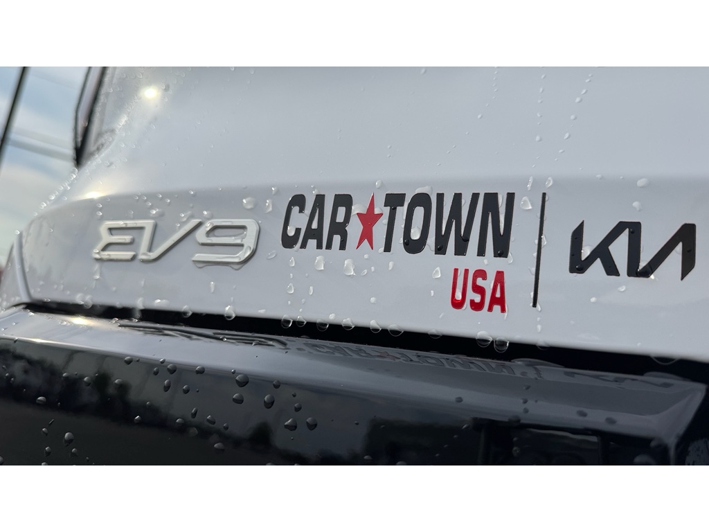 2026 Kia EV9 GT-Line photo 5