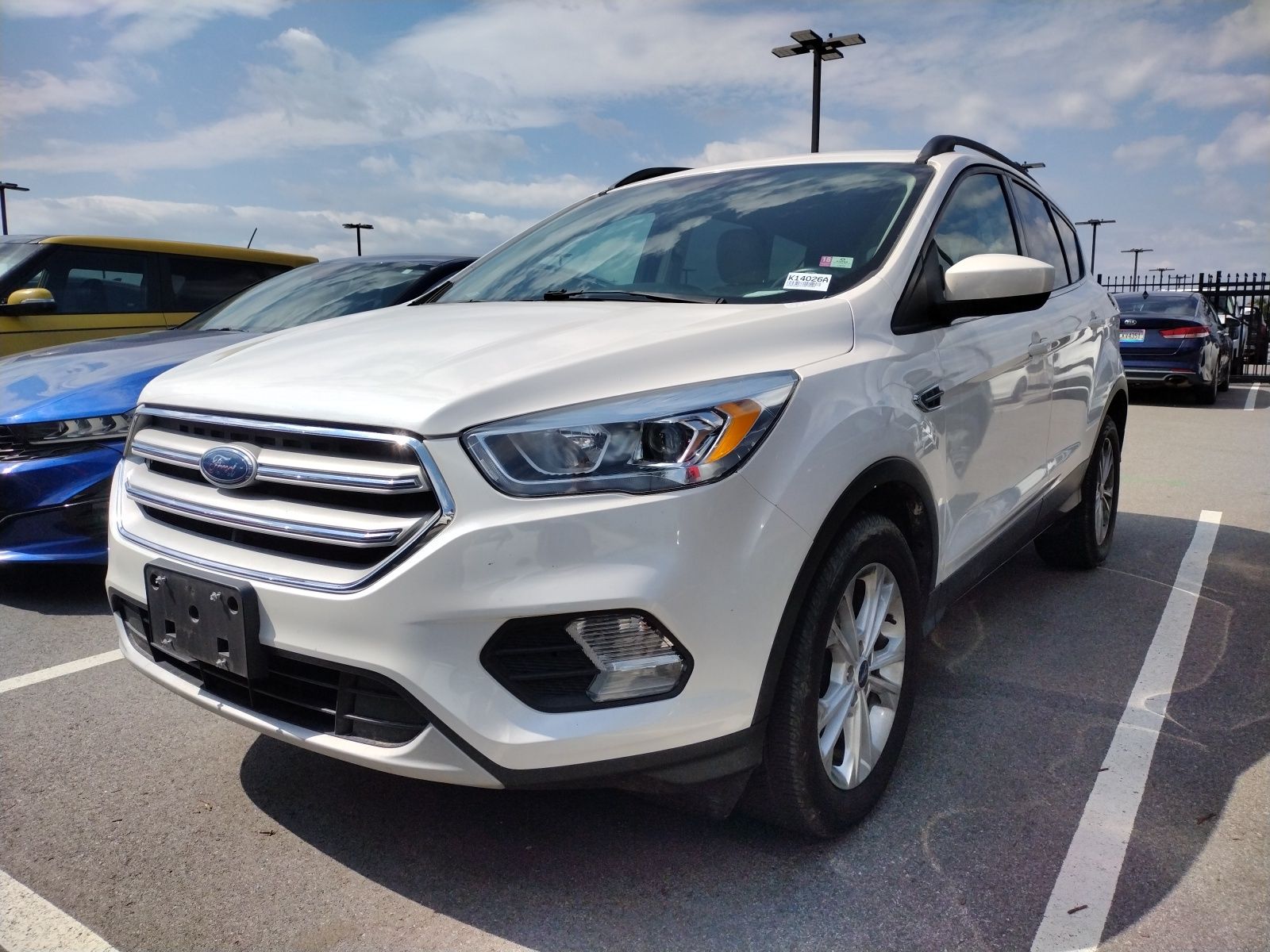 2018 Ford Escape SEL photo 2