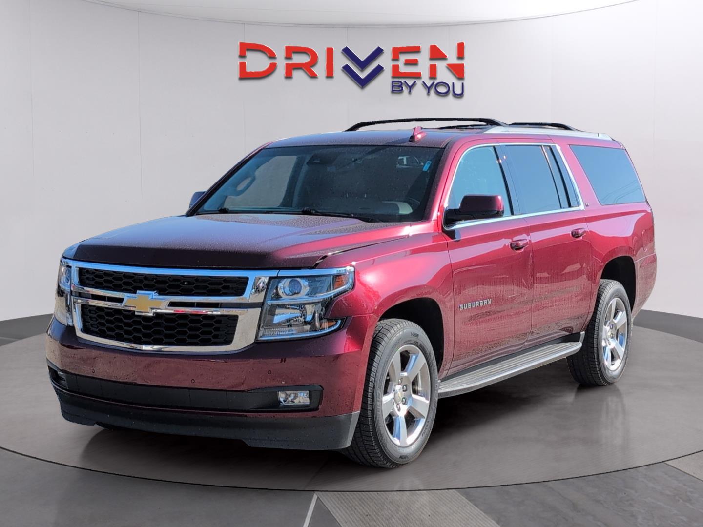 2017 Chevrolet Suburban LT's photo
