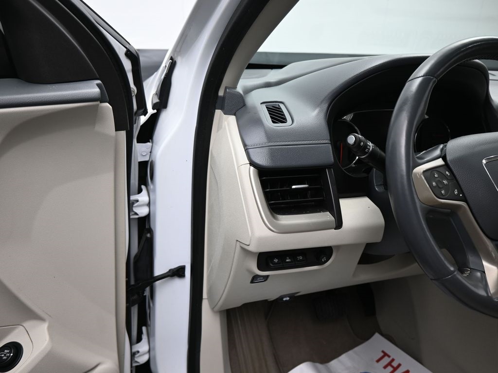 2022 Gmc Terrain Denali photo 3