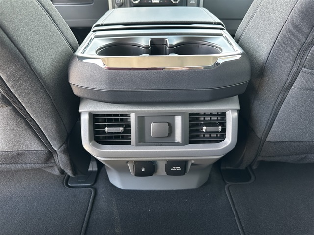 2024 Ford F-150 XLT photo 11