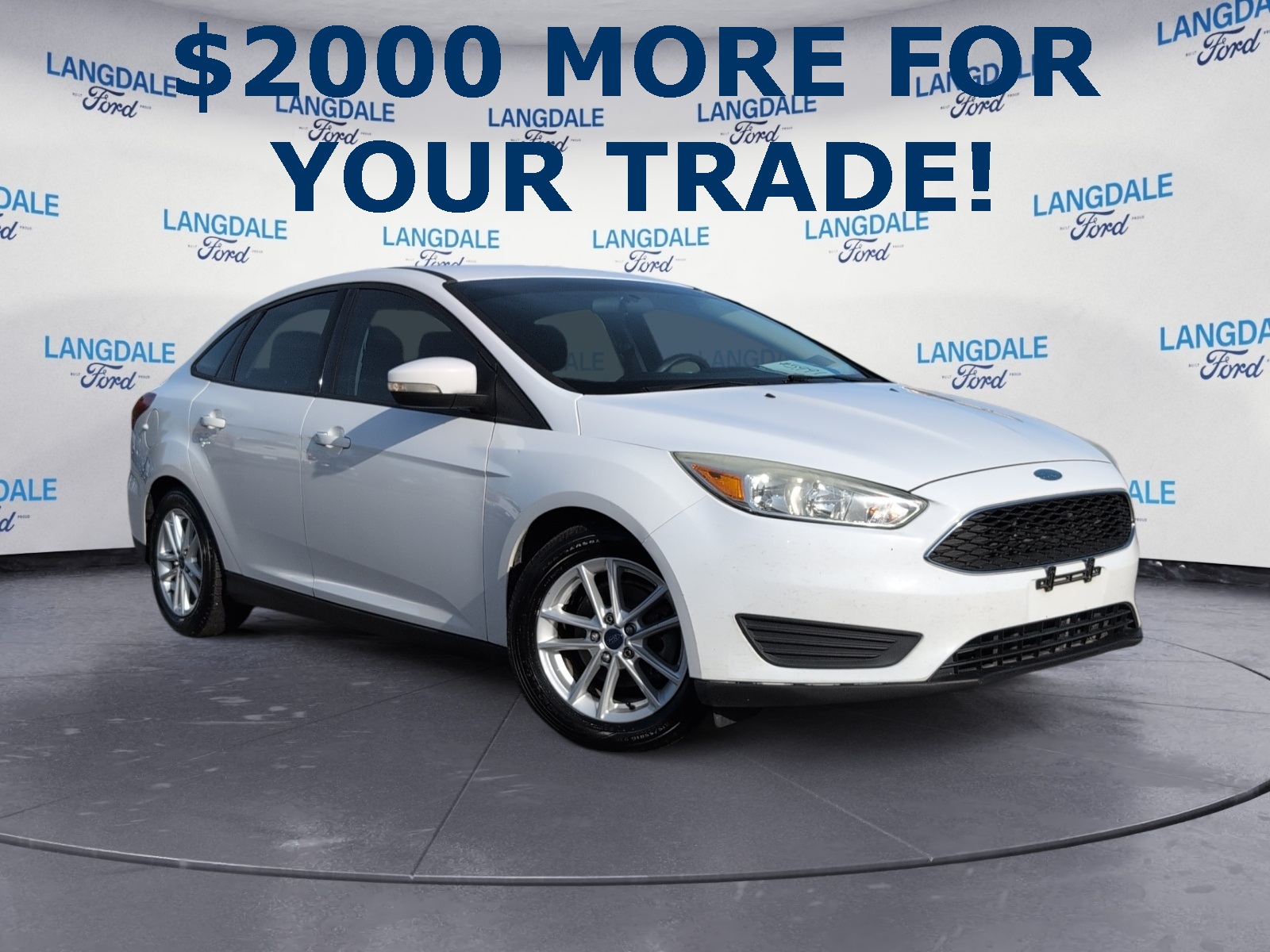 2015 Ford Focus SE's photo