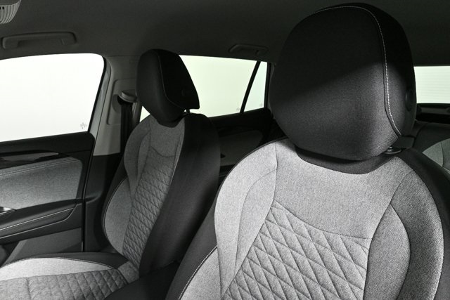 2026 Volkswagen Tiguan S photo 3