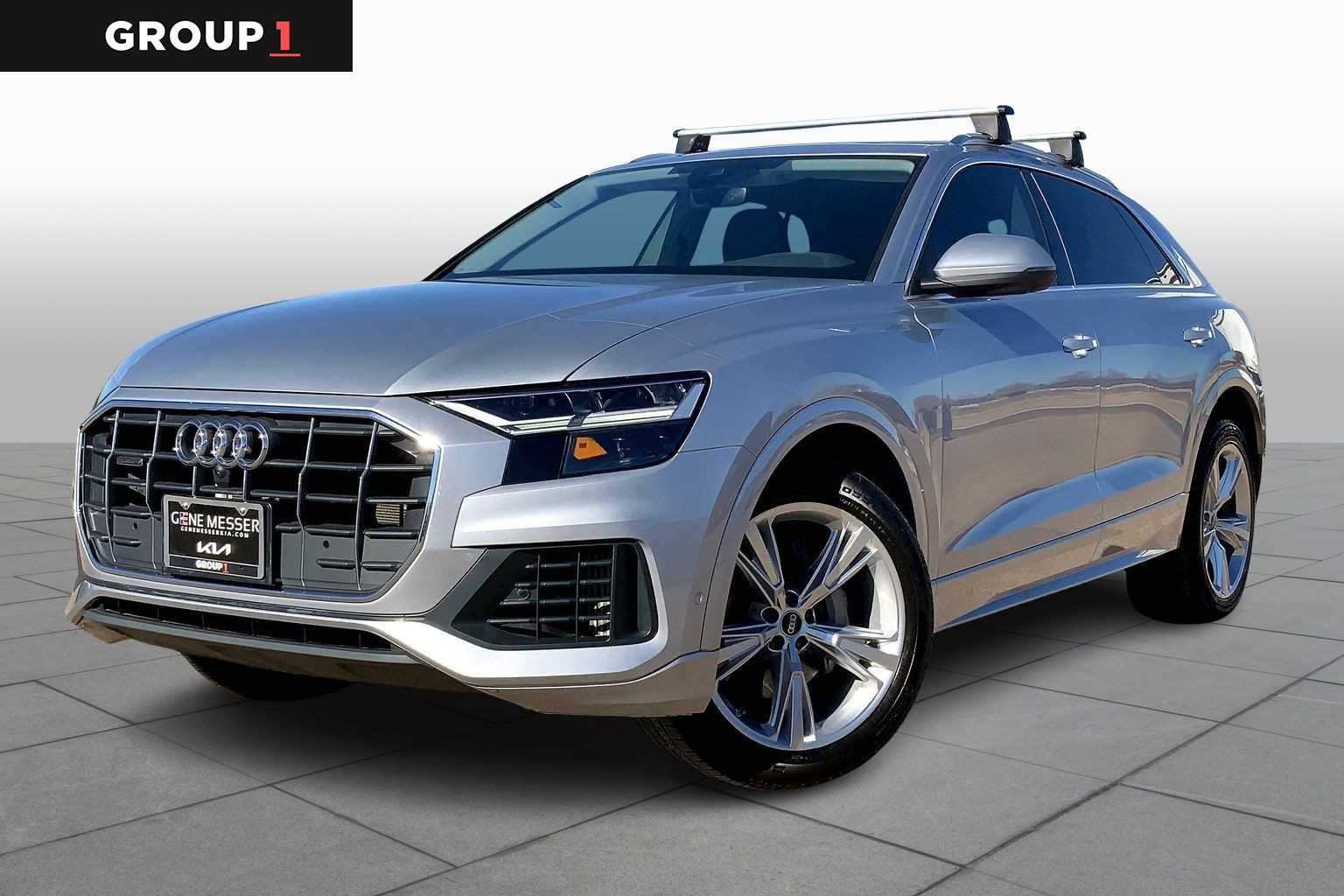 2022 Audi Q8 Premium's photo