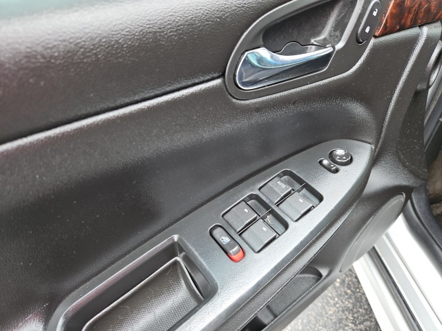2013 Chevrolet Impala LS Fleet photo 22