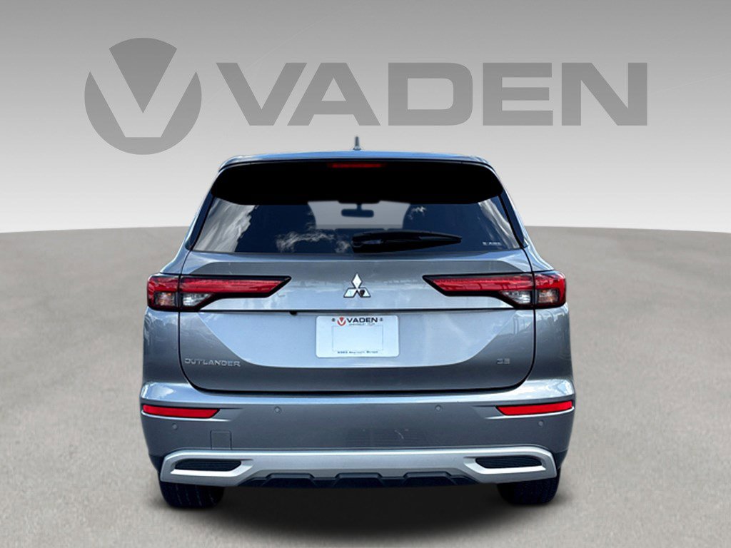 2024 Mitsubishi Outlander SE photo 16