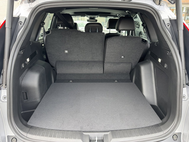 2026 Honda CR-V Hybrid Sport Touring photo 3