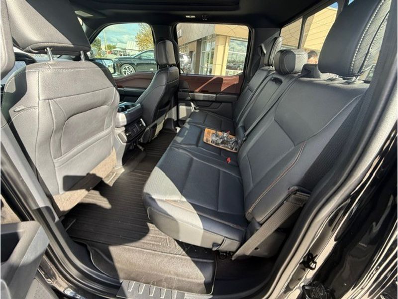 2022 Ford F-150 Lariat photo 12