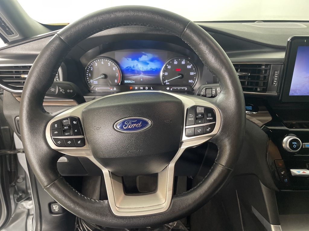 2024 Ford Explorer Limited photo 24