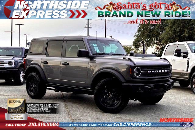 2025 Ford Bronco 4-Door Big Bend's photo