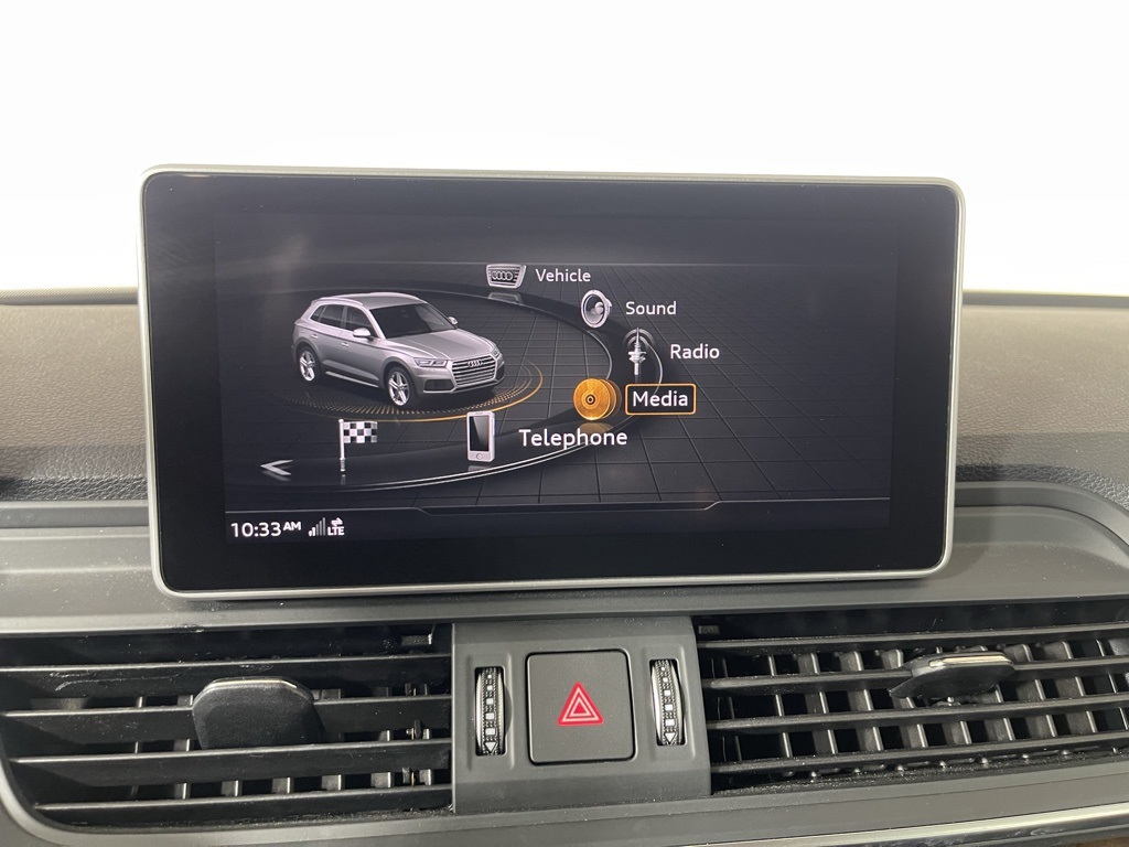 2020 Audi Q5 45 Premium Plus photo 28