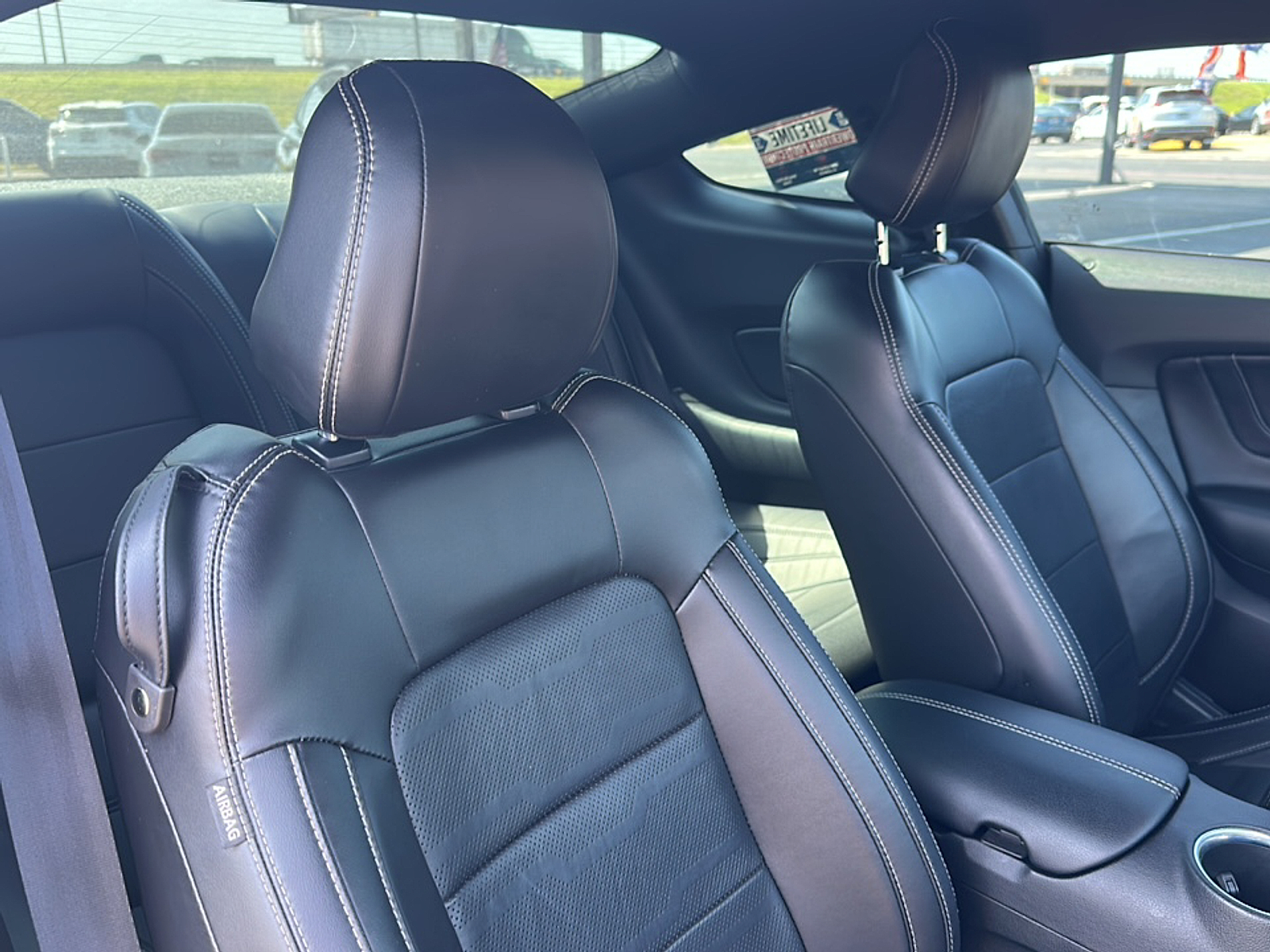2023 Ford Mustang GT Premium photo 3