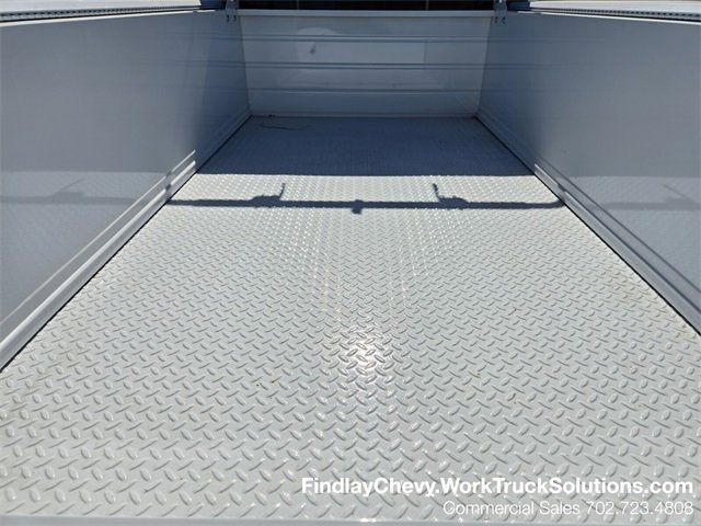 New 2024 Summit White Chevrolet WT image 14