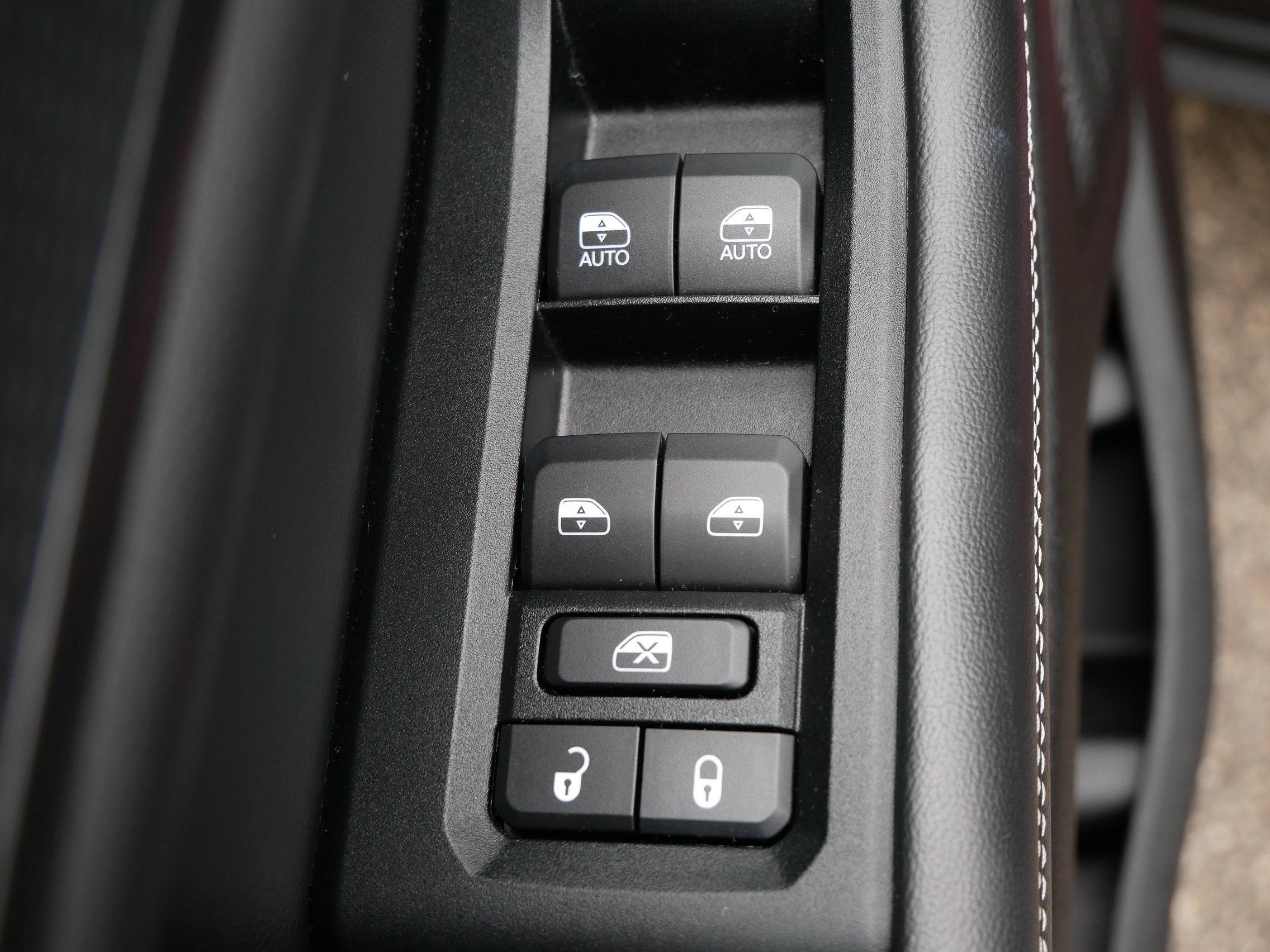 2023 Jeep Grand Cherokee Laredo photo 16