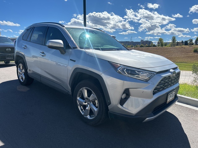 2020 Toyota RAV4 Hybrid Limited photo 2