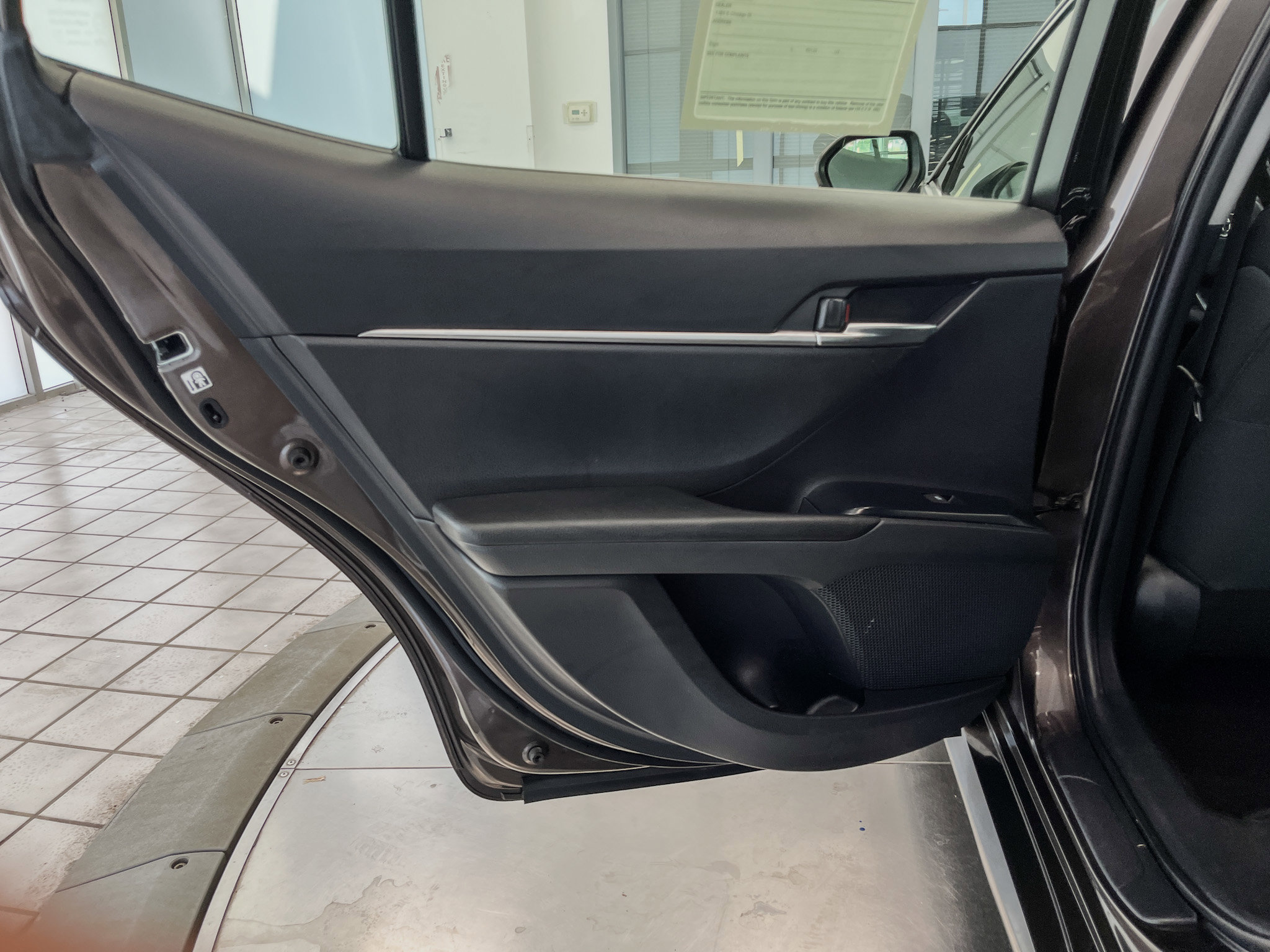 2018 Toyota Camry LE photo 25