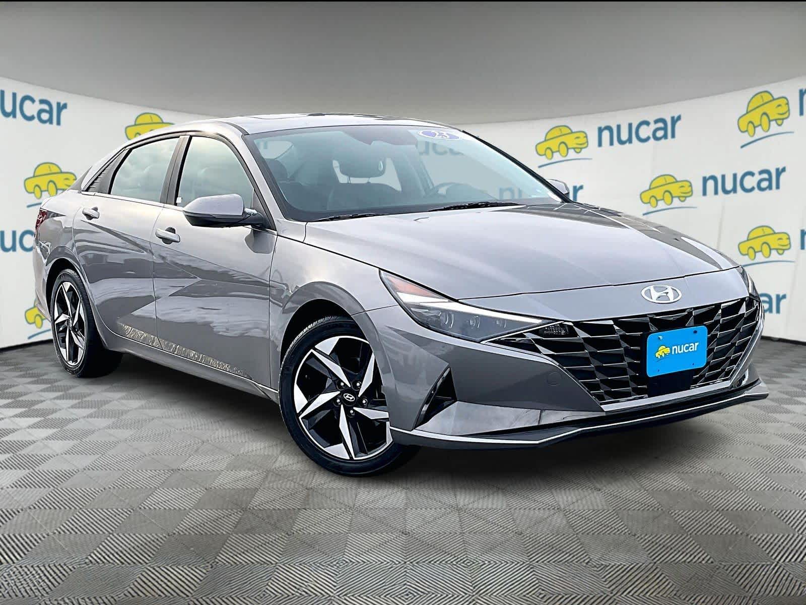 2023 Hyundai Elantra Limited's photo