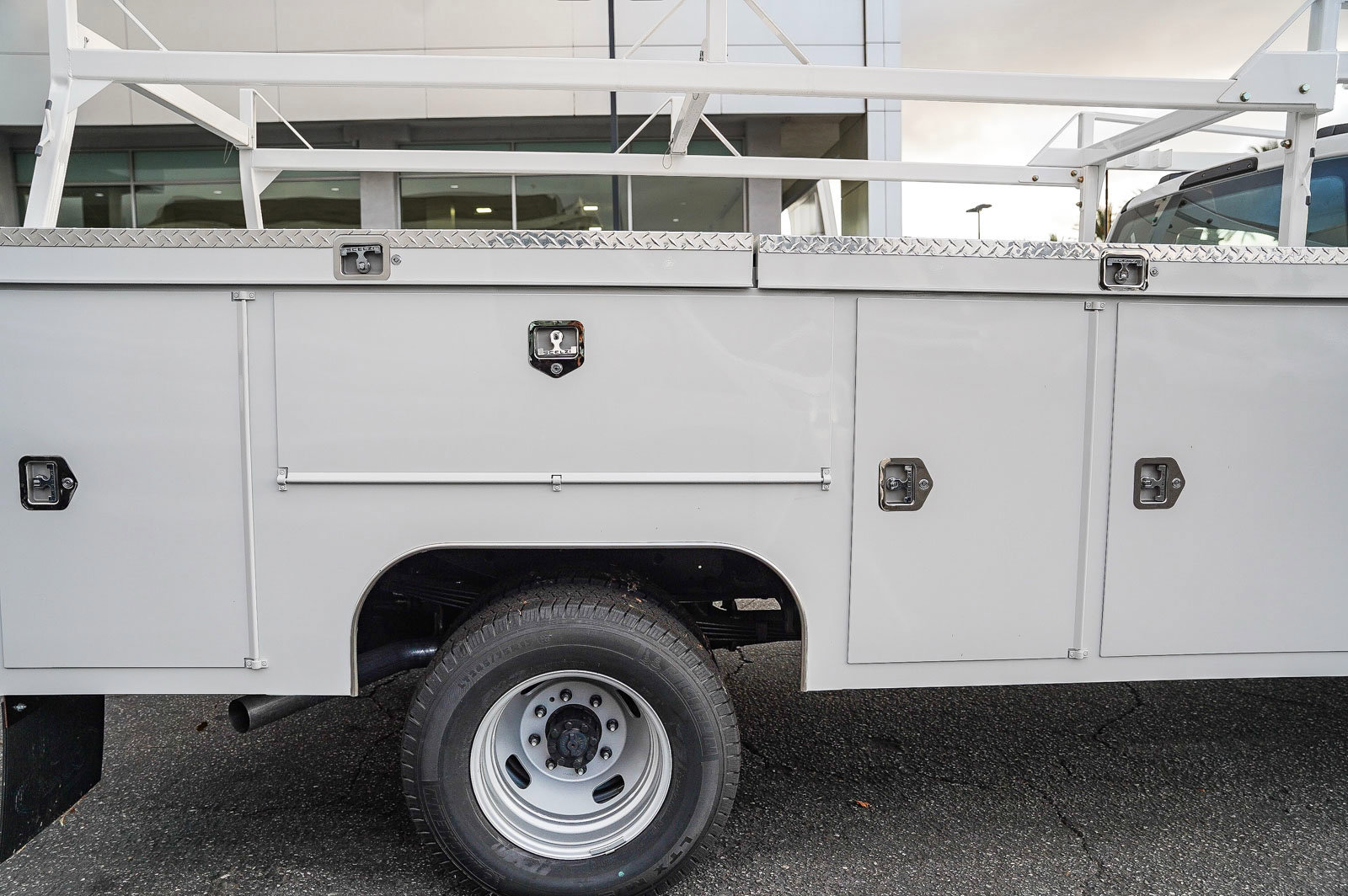 2024 Ford F-350 XL photo 10